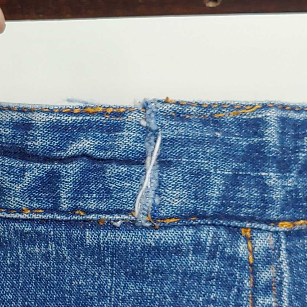 Tommy Hilfiger Women's Medium Wash Blue Jean A Line Mini Skirt Size Small - Picture 10 of 15